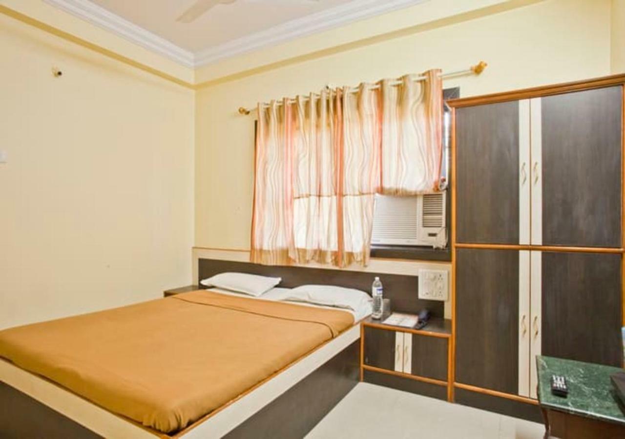 Hotel Sai Ganesh Shirdi Exterior photo