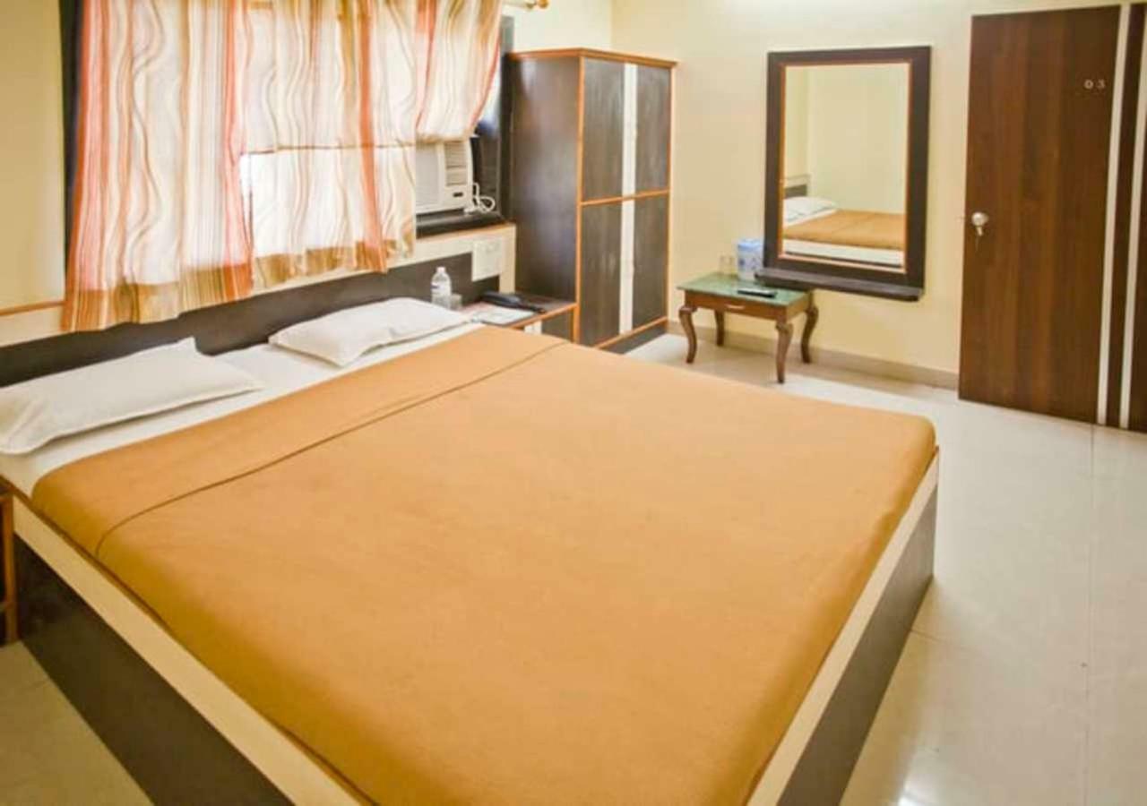 Hotel Sai Ganesh Shirdi Exterior photo